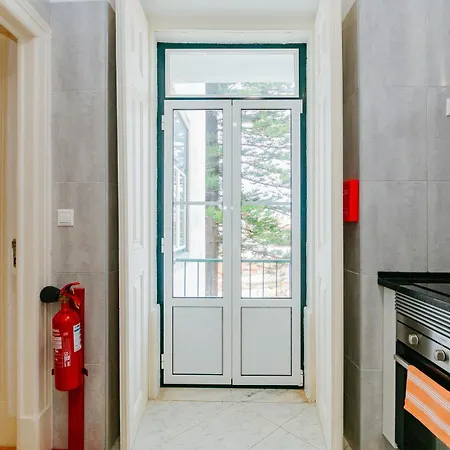Apartamento Balcony & Dream View 3br Historic District By Rent4rest Lisboa