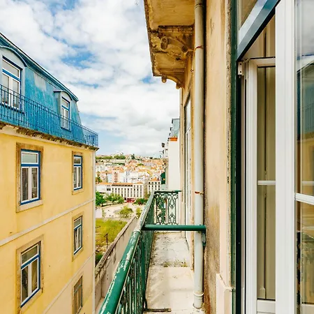 Balcony & Dream View 3br Historic District By Rent4rest Lisboa