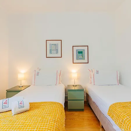Balcony & Dream View 3br Historic District By Rent4rest Apartamento
