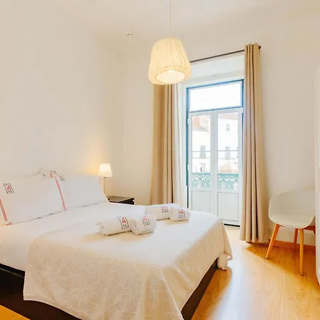 Balcony & Dream View 3br Historic District By Rent4rest Apartamento