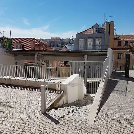 Balcony & Dream View 3br Historic District By Rent4rest Lisboa