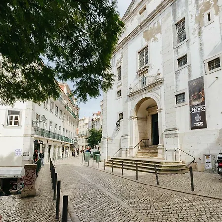 Balcony & Dream View 3br Historic District By Rent4rest * Lisboa