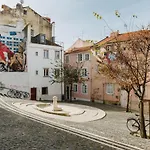Rent4rest Dream View * Lisbona